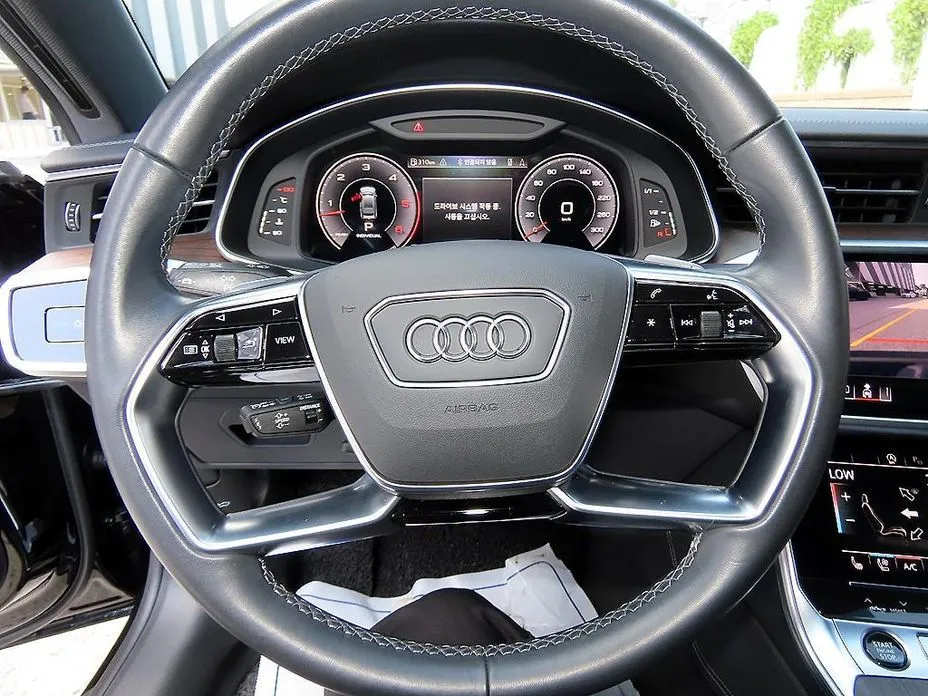 Audi A7 — фото 10