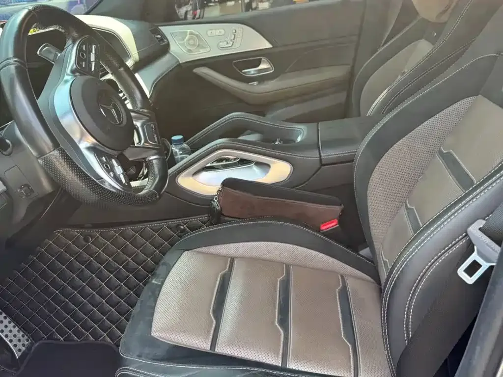 Mercedes-Benz GLE AMG — фото 5
