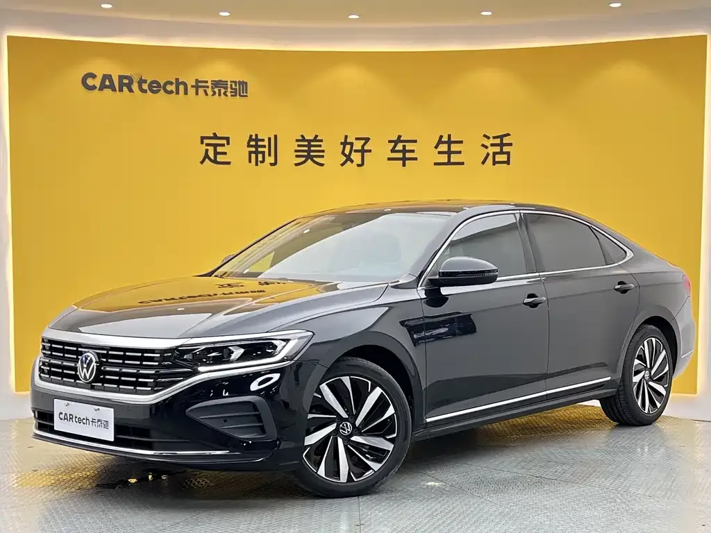 Volkswagen Passat — фото 1