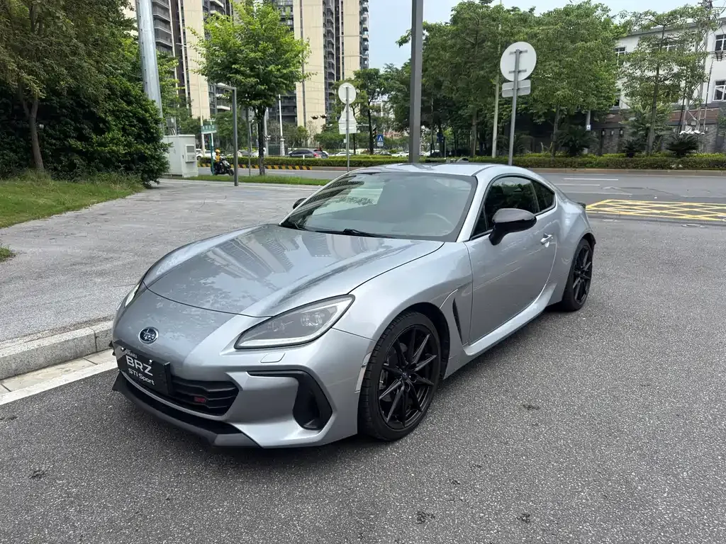 Subaru BRZ — фото 1