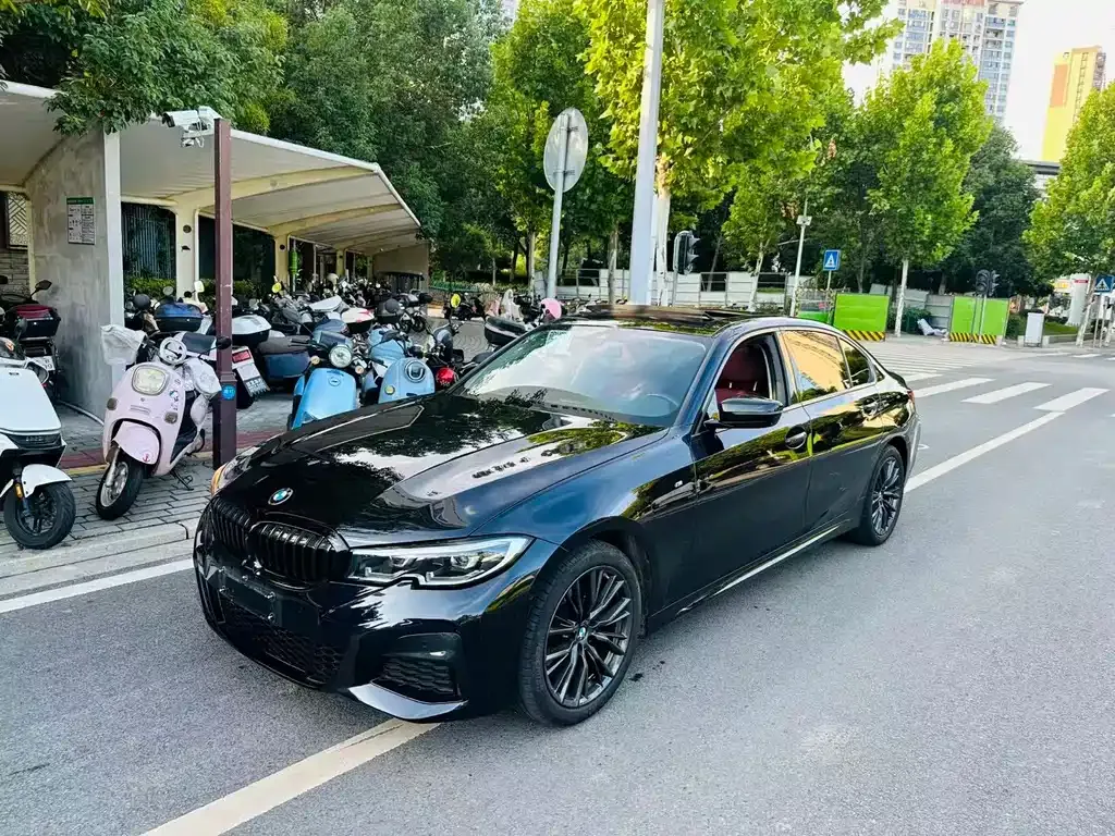 BMW 3 Series — фото 1