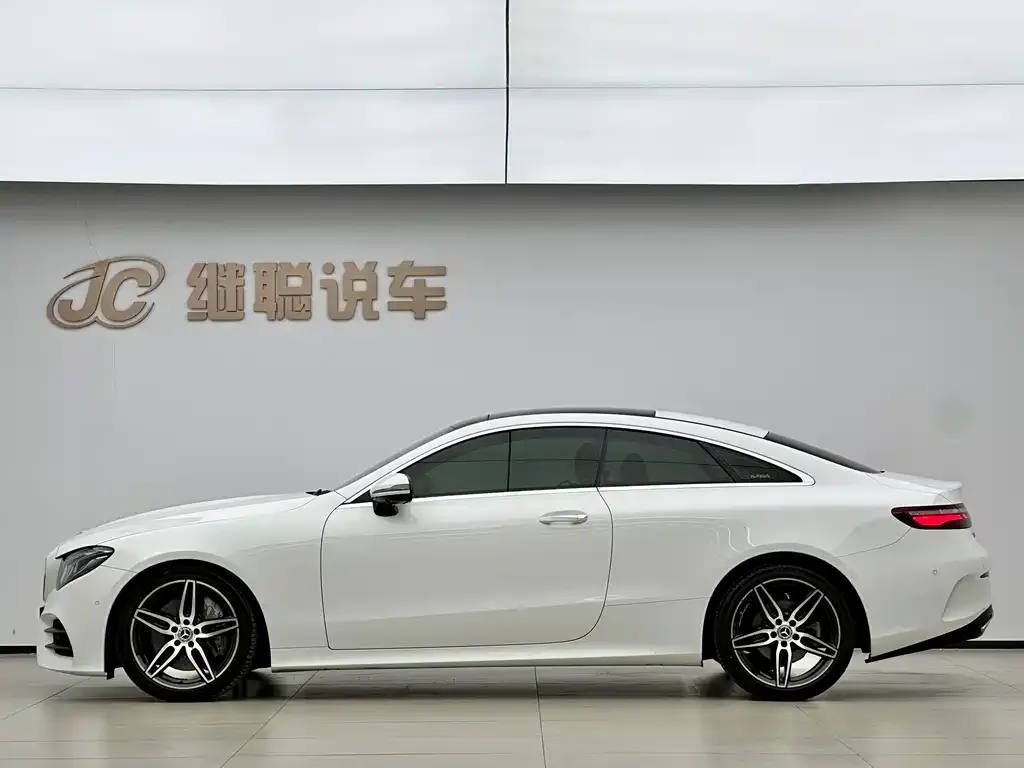 Mercedes-Benz E-Class (Import) — фото 5