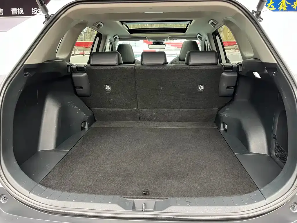 Toyota Wildlander — фото 10