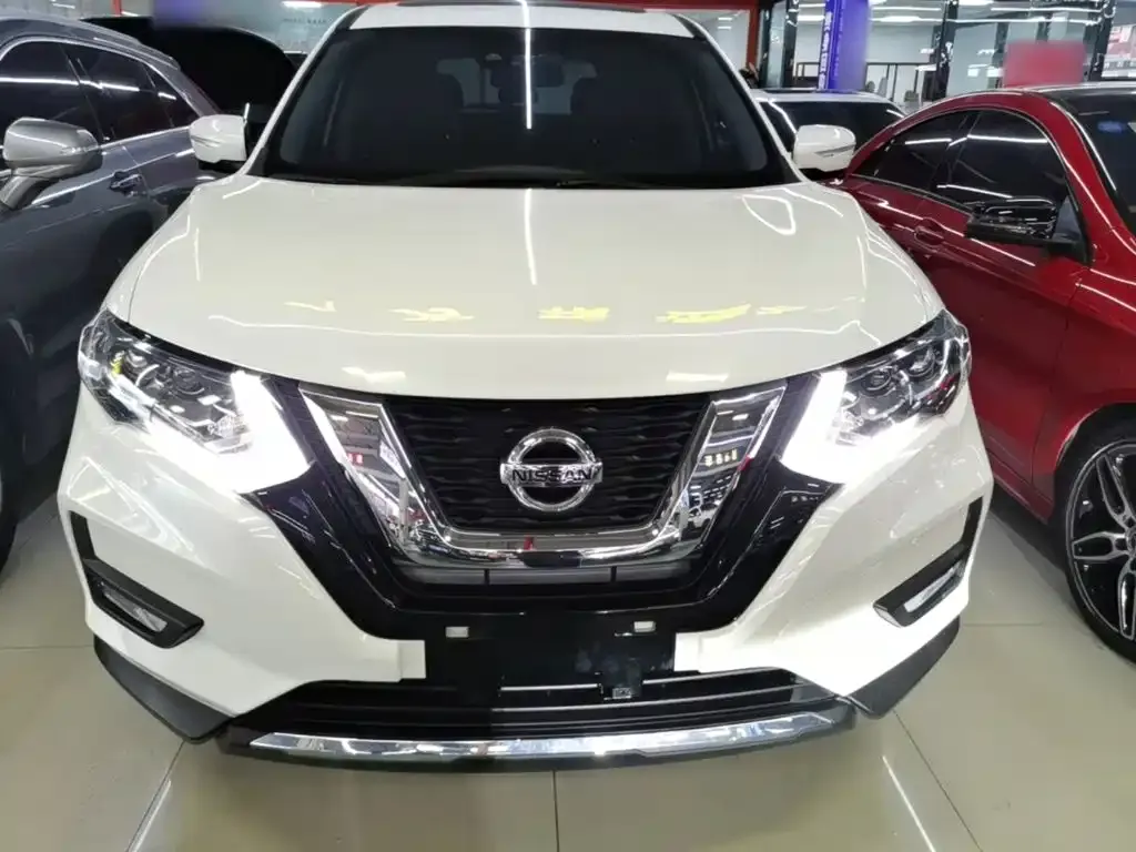 Nissan X-Trail — фото 10