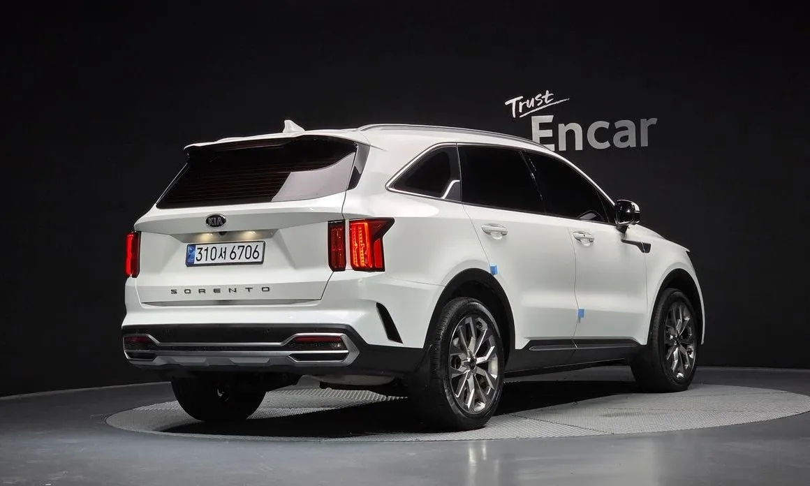 Kia Sorento — фото 4