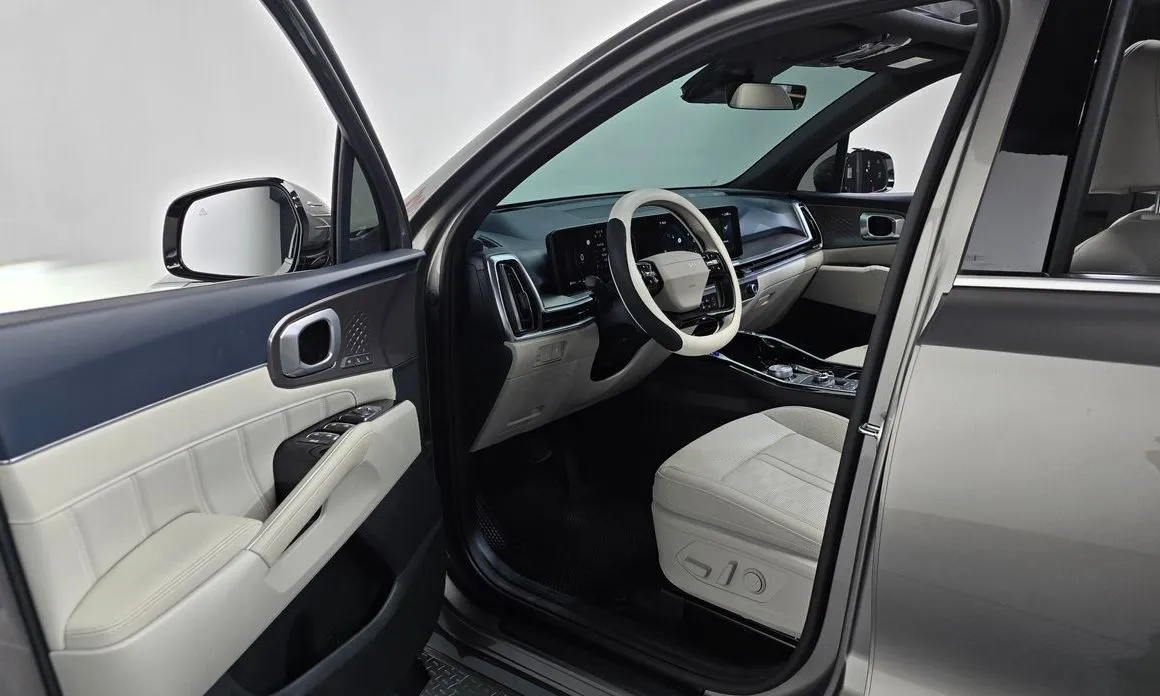 Kia Sorento — фото 9