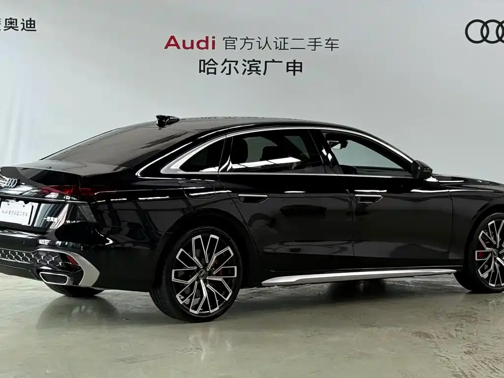 Audi A6L — фото 8