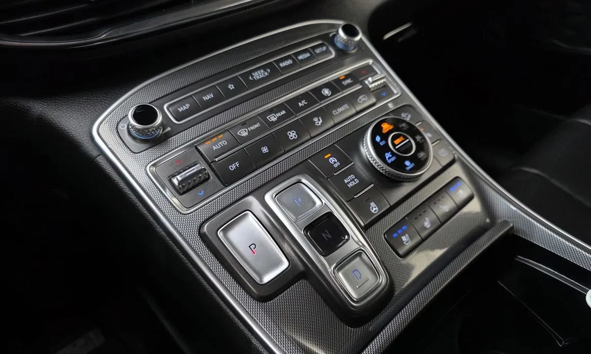 Hyundai Santafe — фото 7
