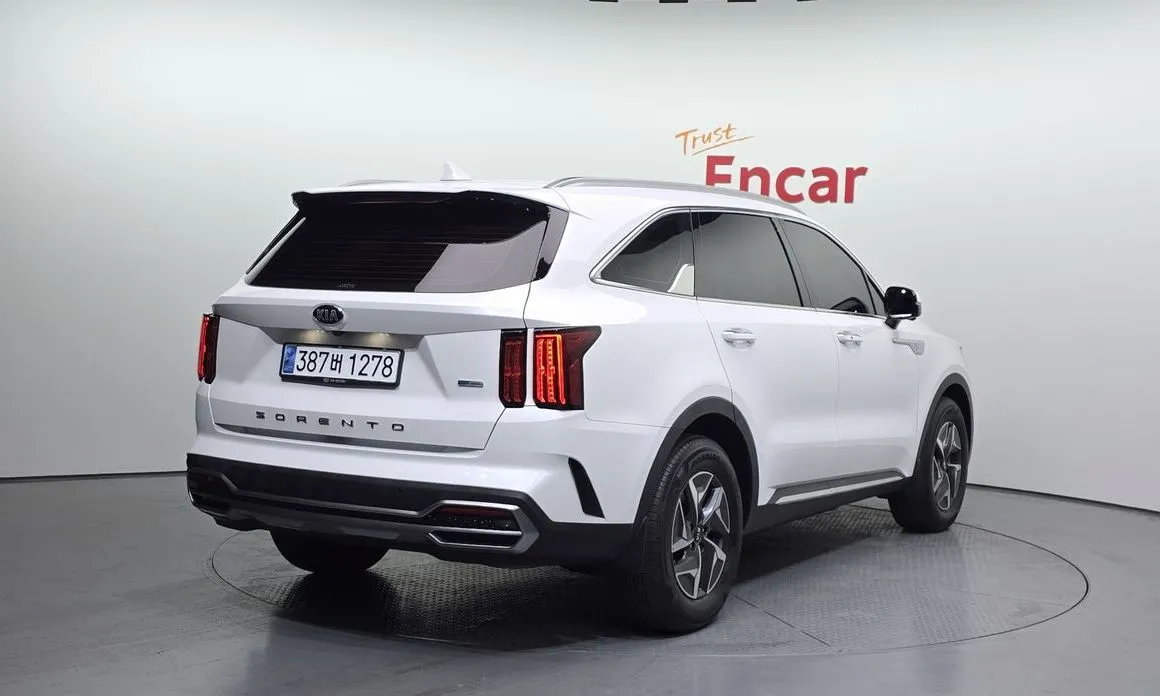 Kia Sorento — фото 3