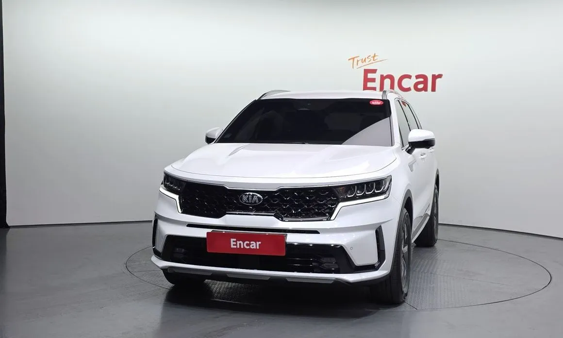 Kia Sorento — фото 6