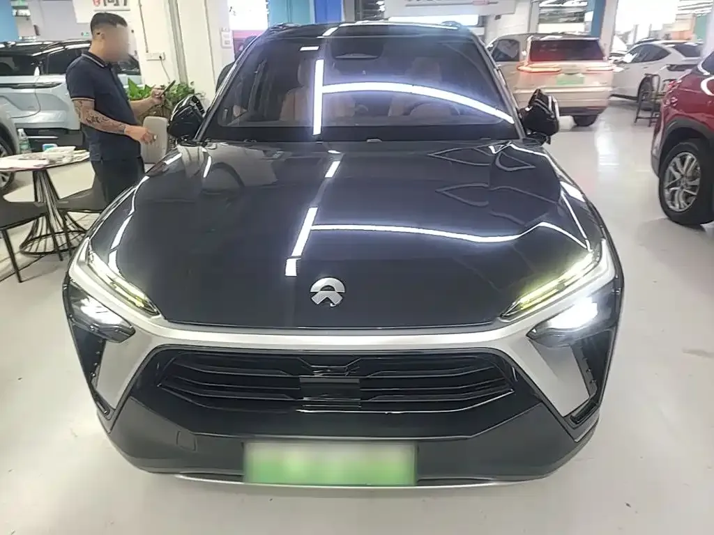 NIO ES8 — фото 4