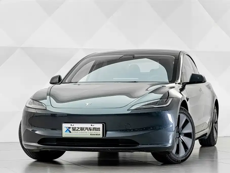 Tesla Model 3 — фото 3