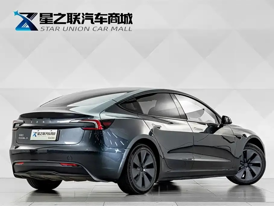 Tesla Model 3 — фото 2