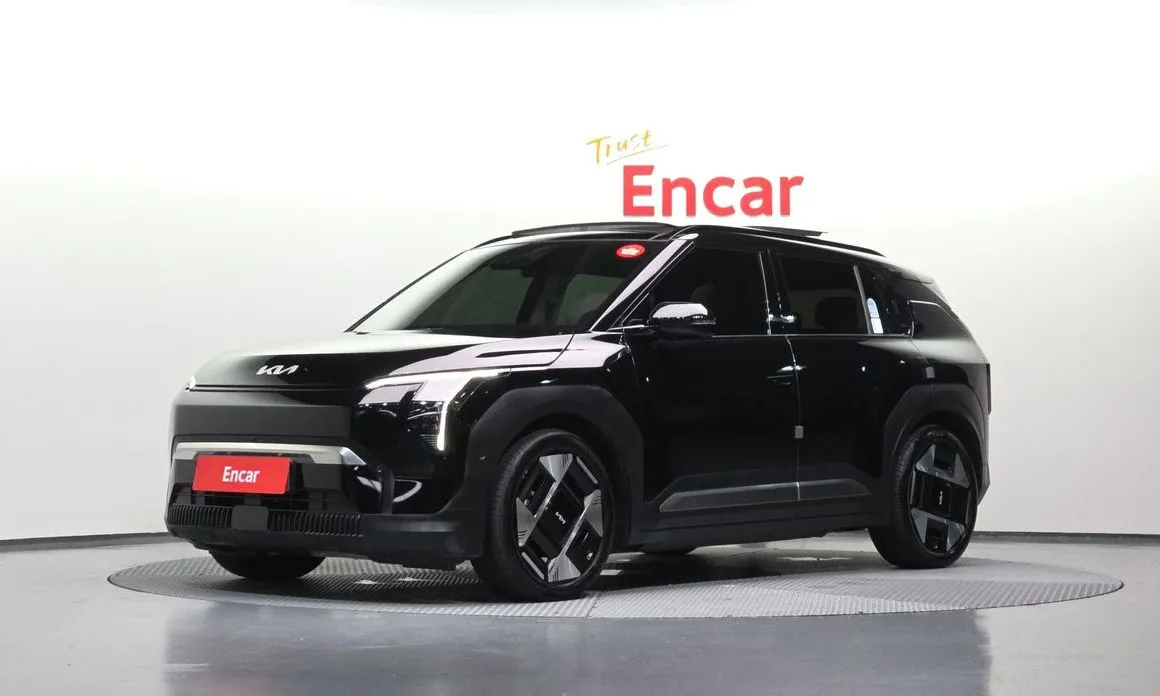 Kia EV3 — фото 1