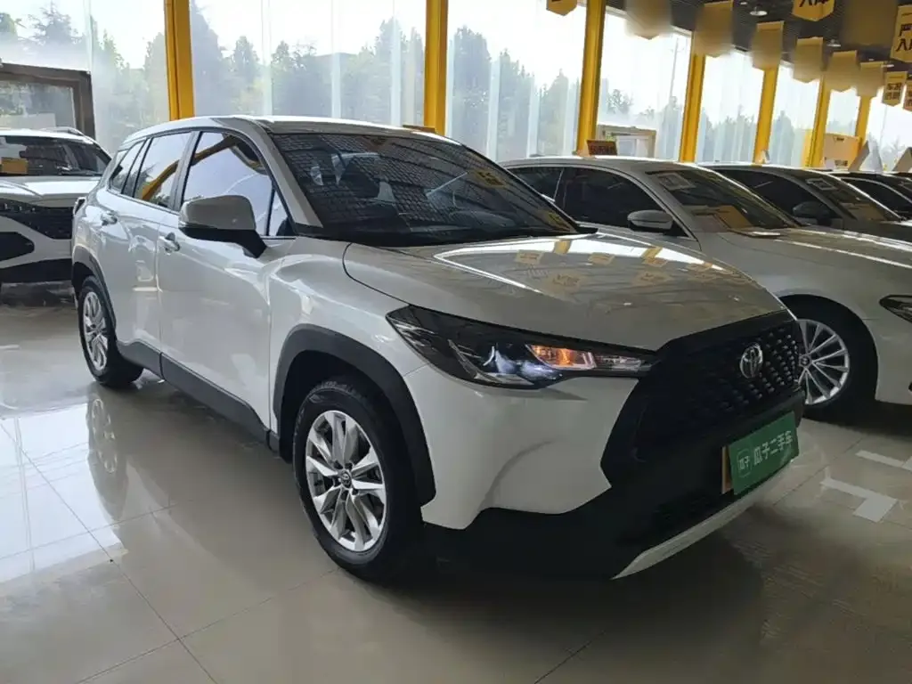 Toyota Corolla Cross — фото 4