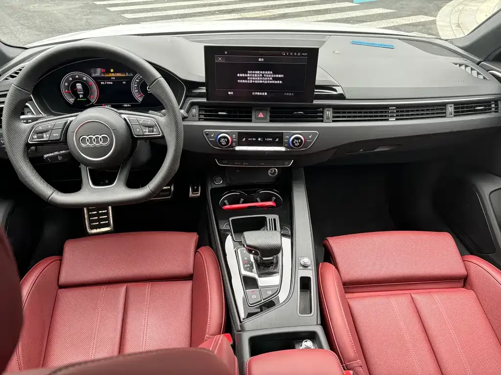 Audi A4L — фото 8