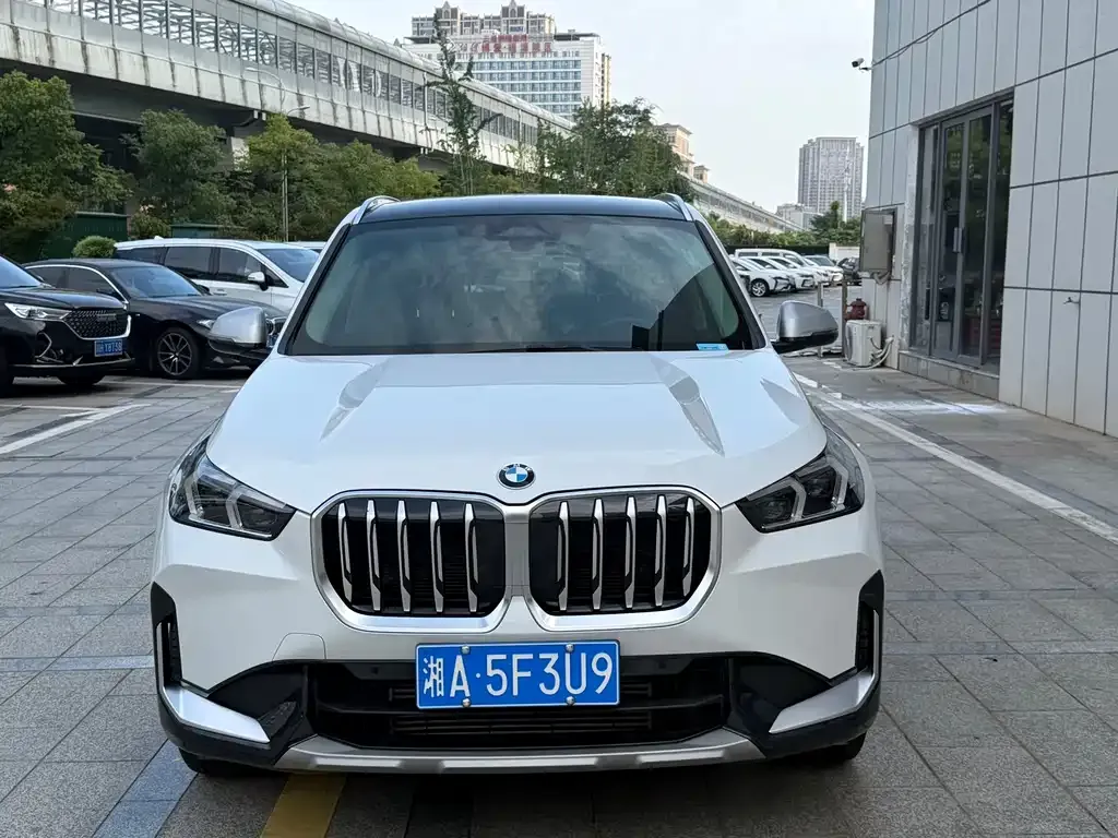 BMW X1 — фото 4