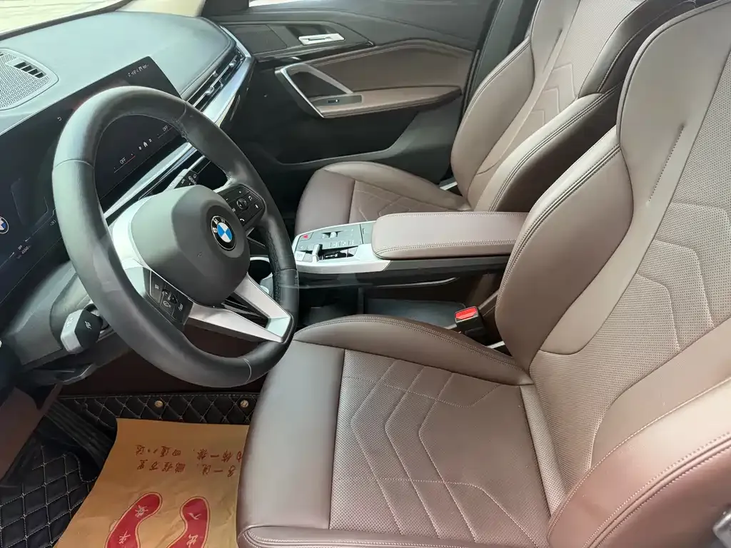 BMW X1 — фото 10