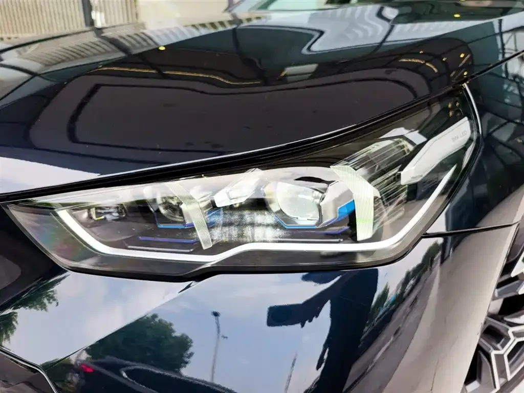 BMW 5 Series — фото 10