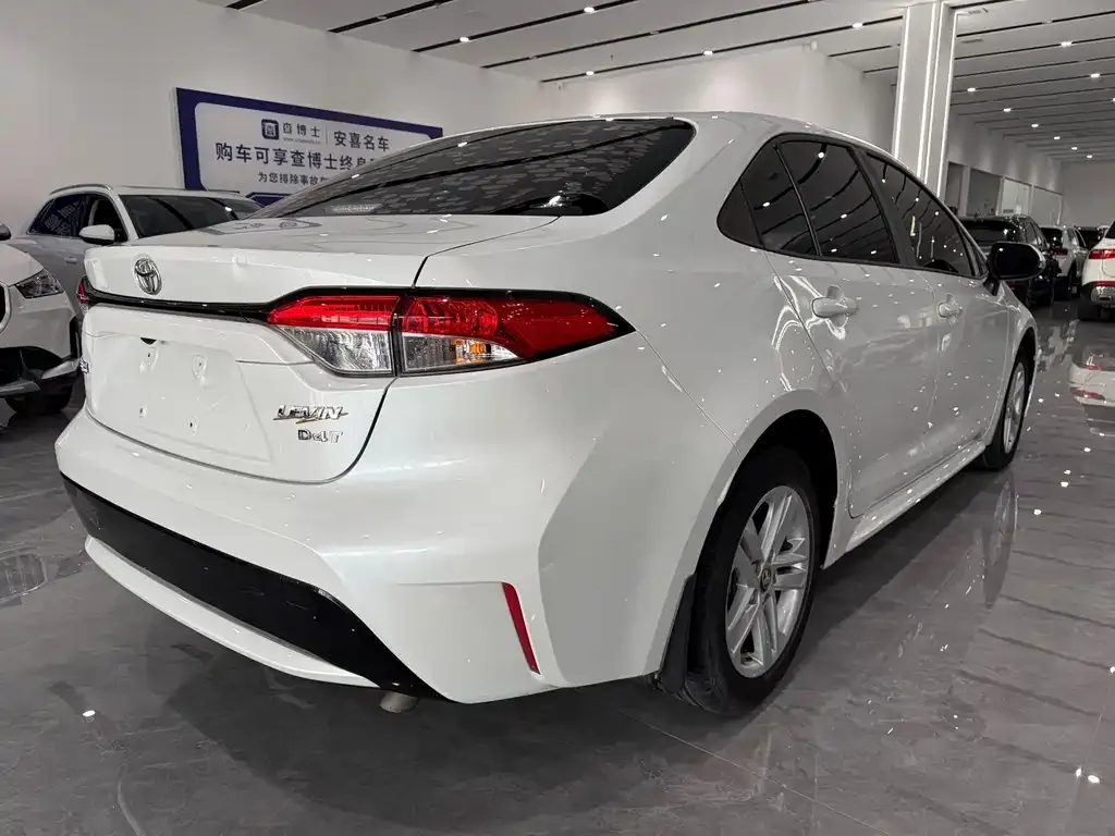 Toyota Levin — фото 10