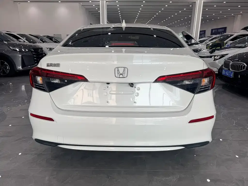 Honda Civic — фото 5