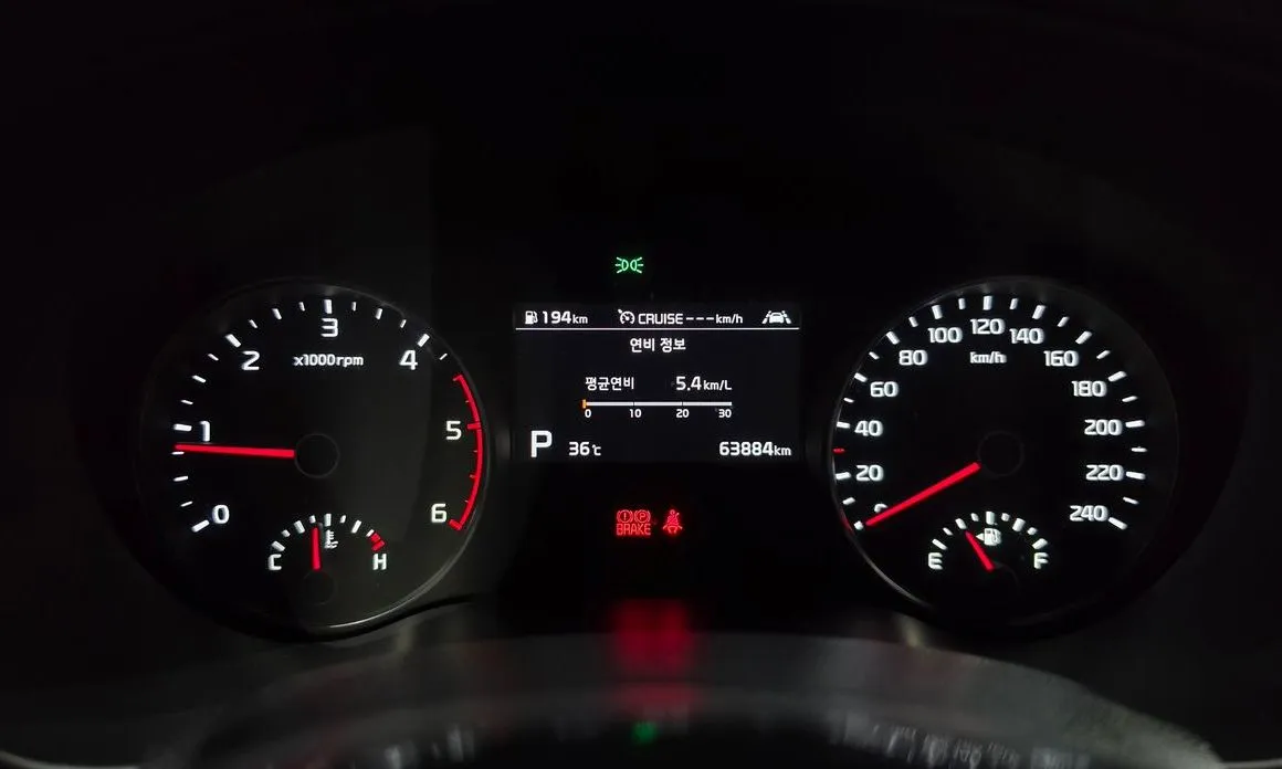 Kia Sportage — фото 9