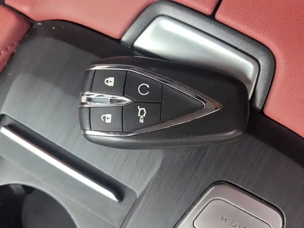 Changan CS75PLUS — фото 2
