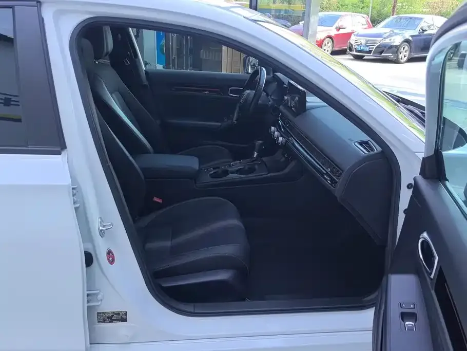 Honda Civic — фото 8