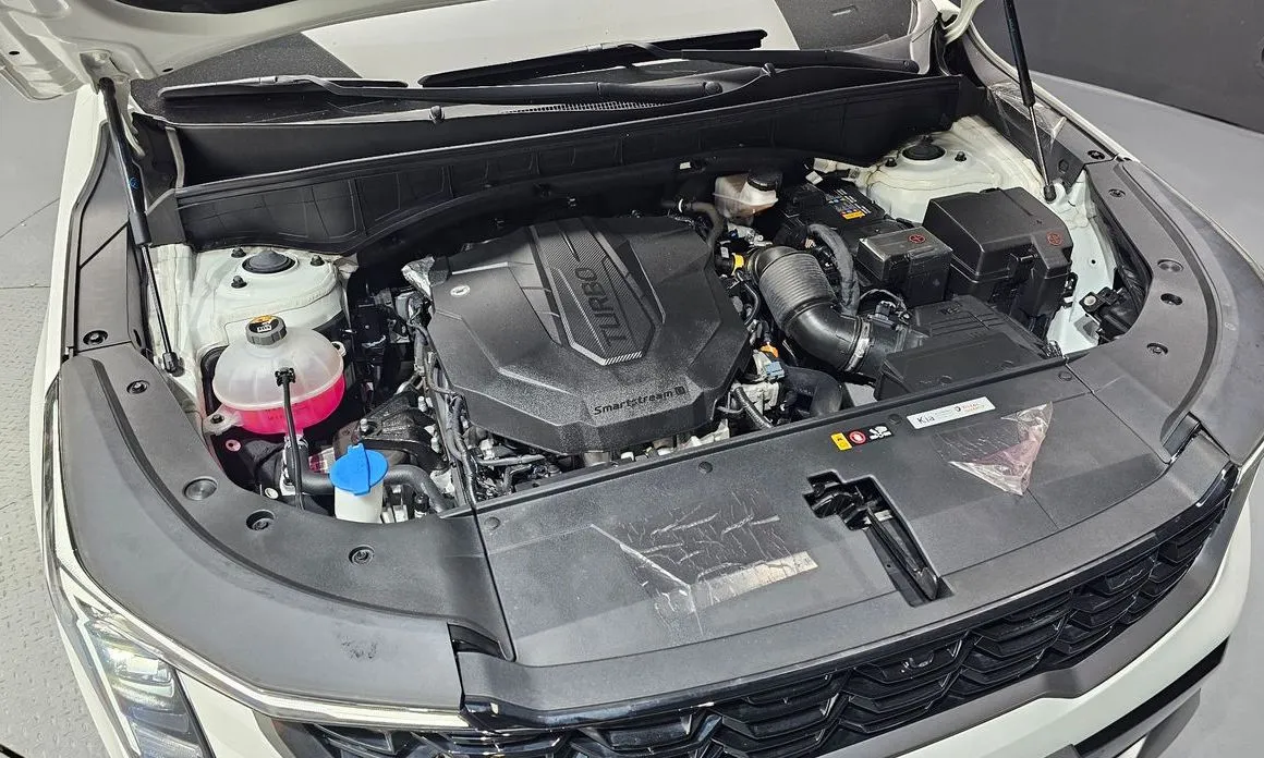 Kia Sorento — фото 8