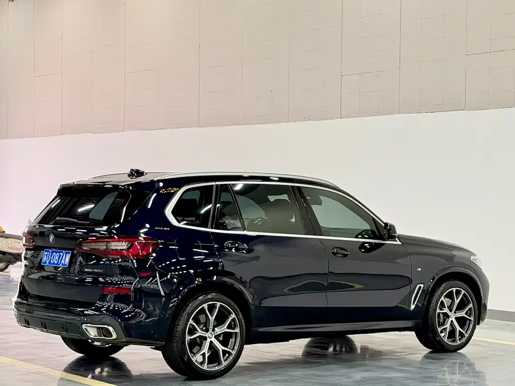 BMW X5 — фото 7