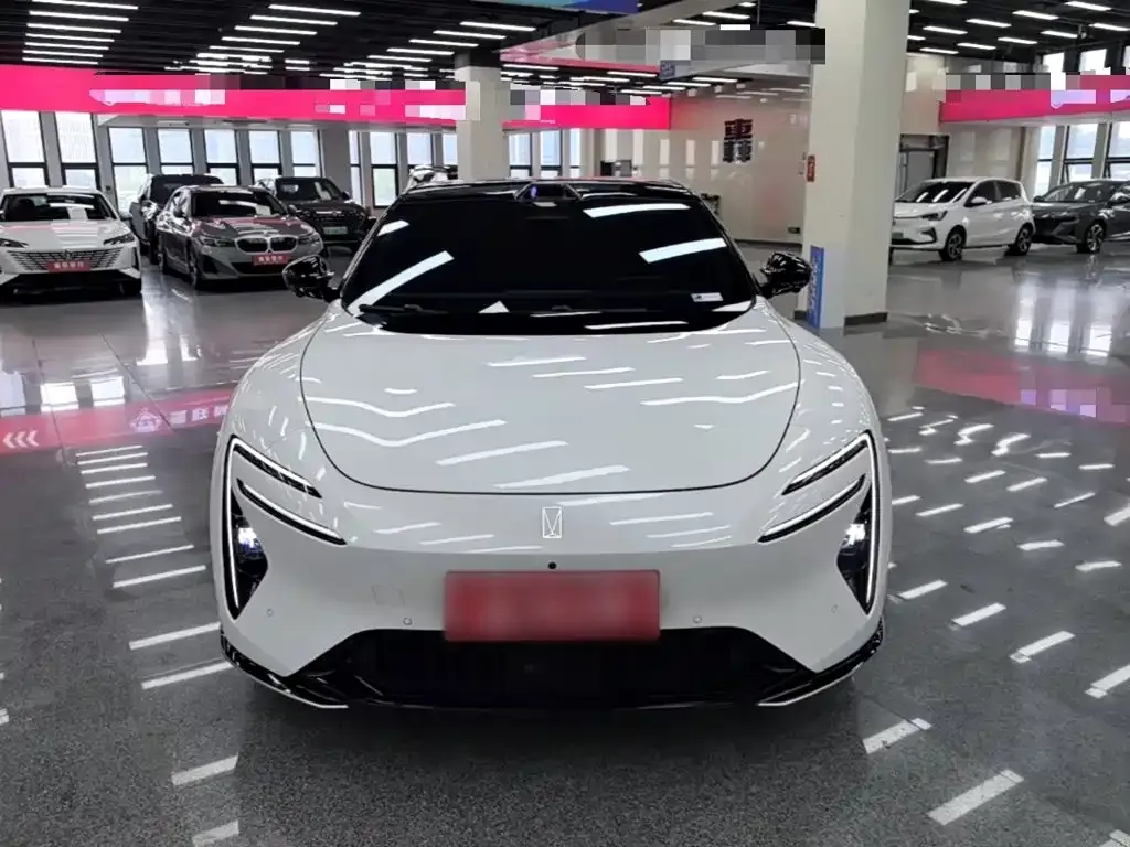Avatr 06 — фото 6