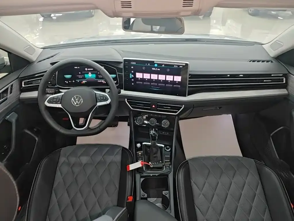 Volkswagen Sagitar — фото 9
