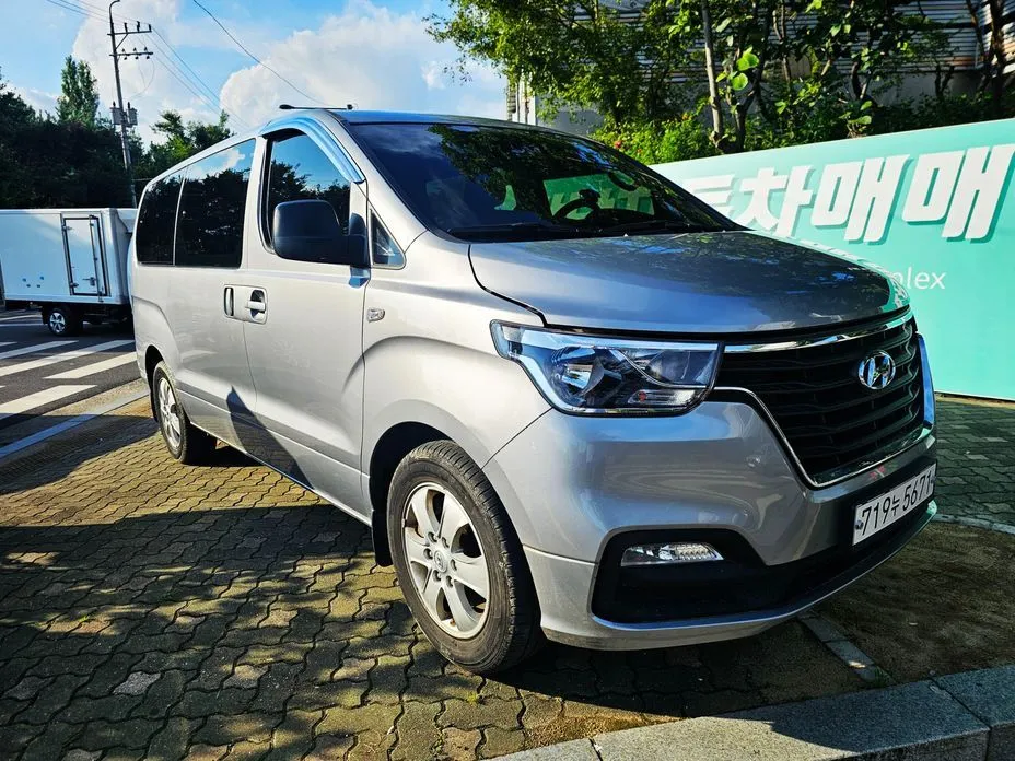 Hyundai Starex — фото 4