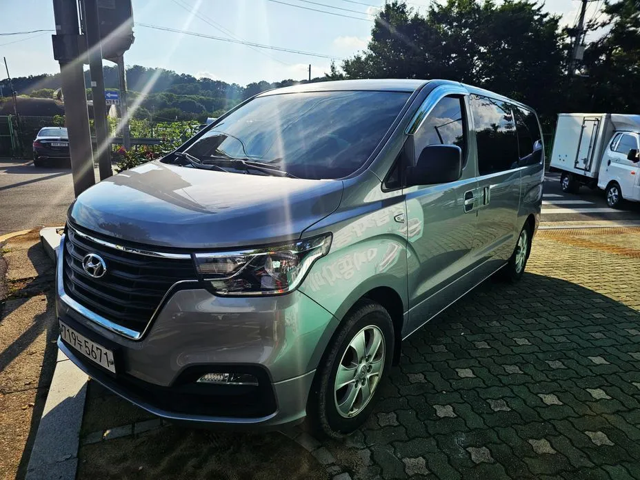 Hyundai Starex — фото 6