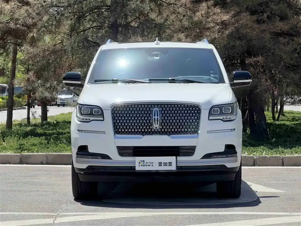 Lincoln Navigator — фото 10