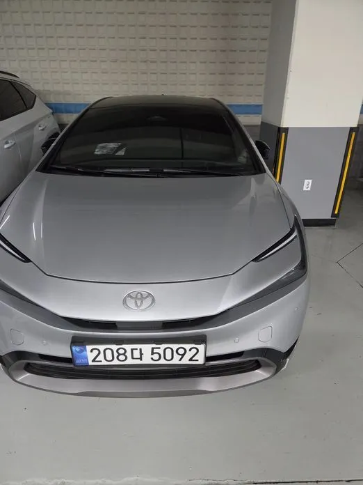 Toyota Prius — фото 1