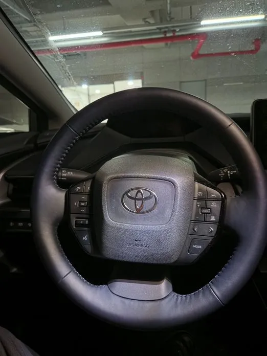 Toyota Prius — фото 3