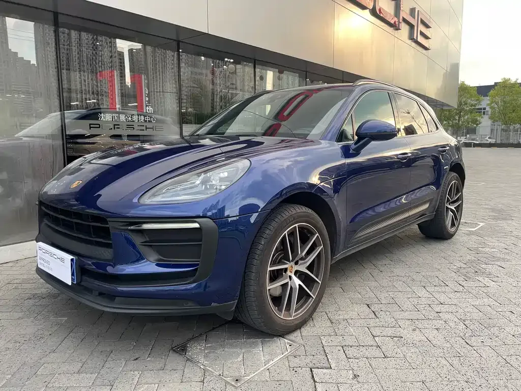 Porsche Macan — фото 1