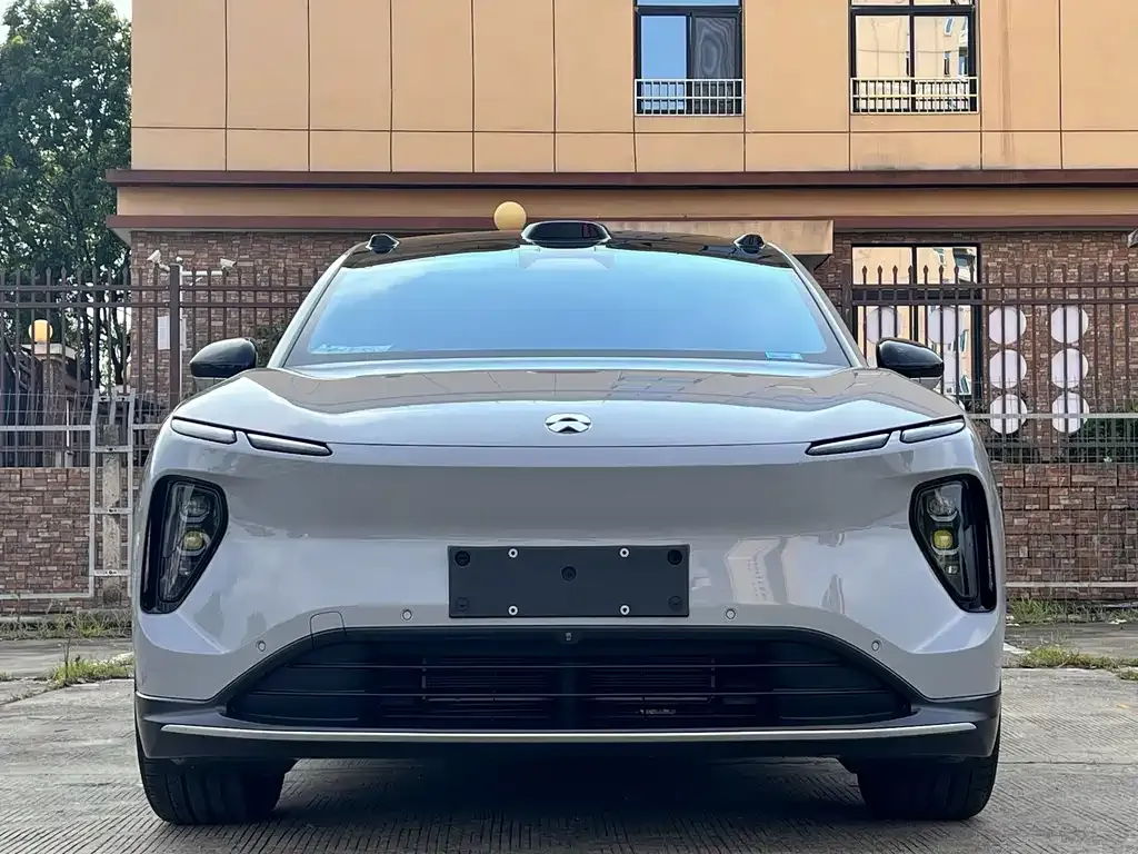 NIO EC6 — фото 9