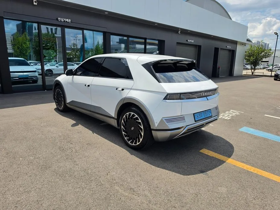 Hyundai Ioniq5 — фото 8