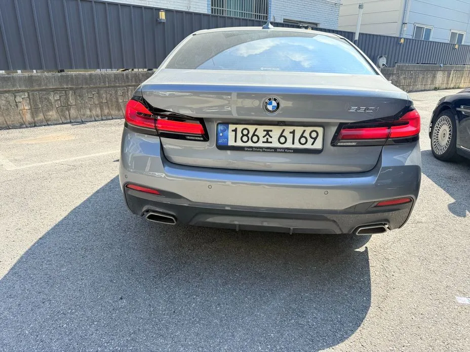 BMW 5-Series — фото 10