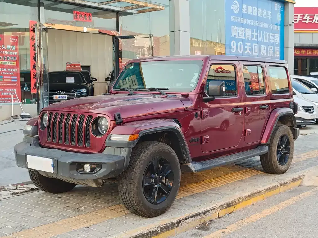 Jeep Wrangler — фото 1