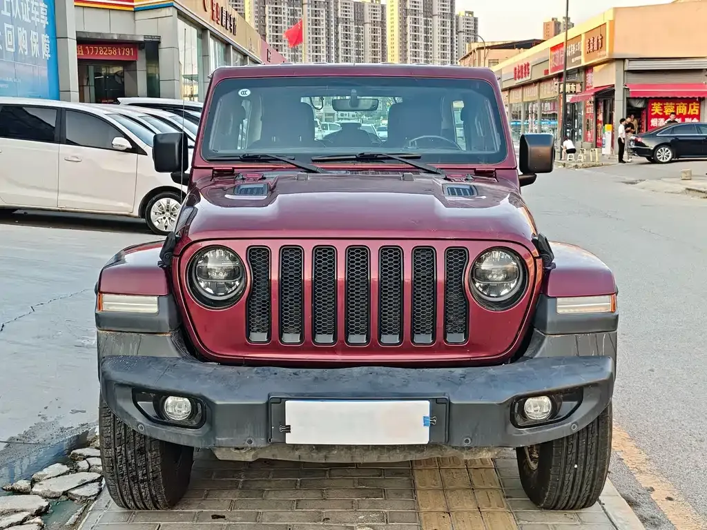 Jeep Wrangler — фото 7