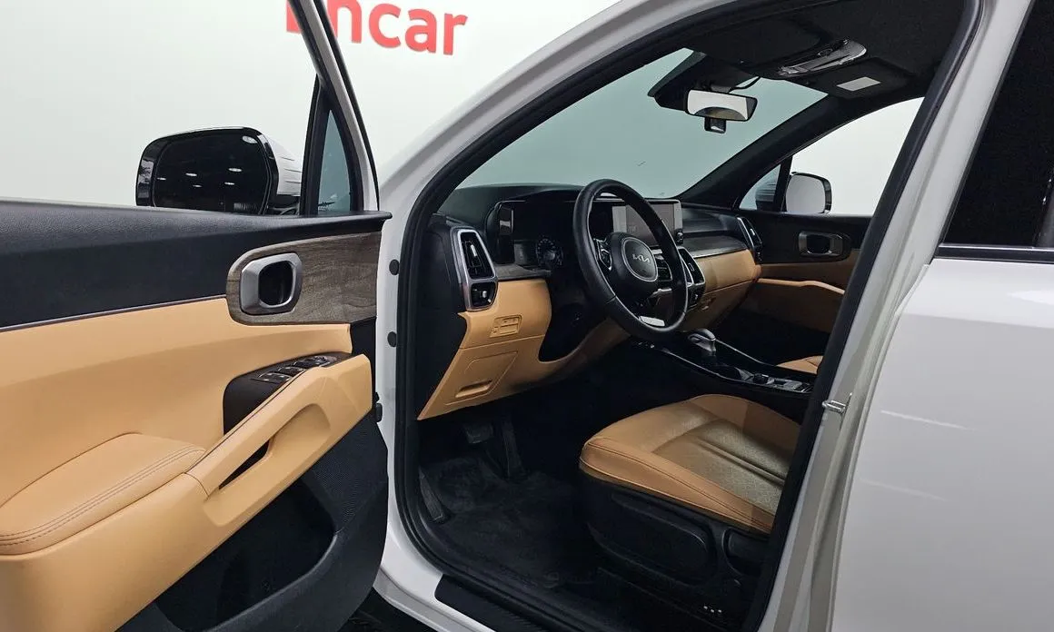 Kia Sorento — фото 7