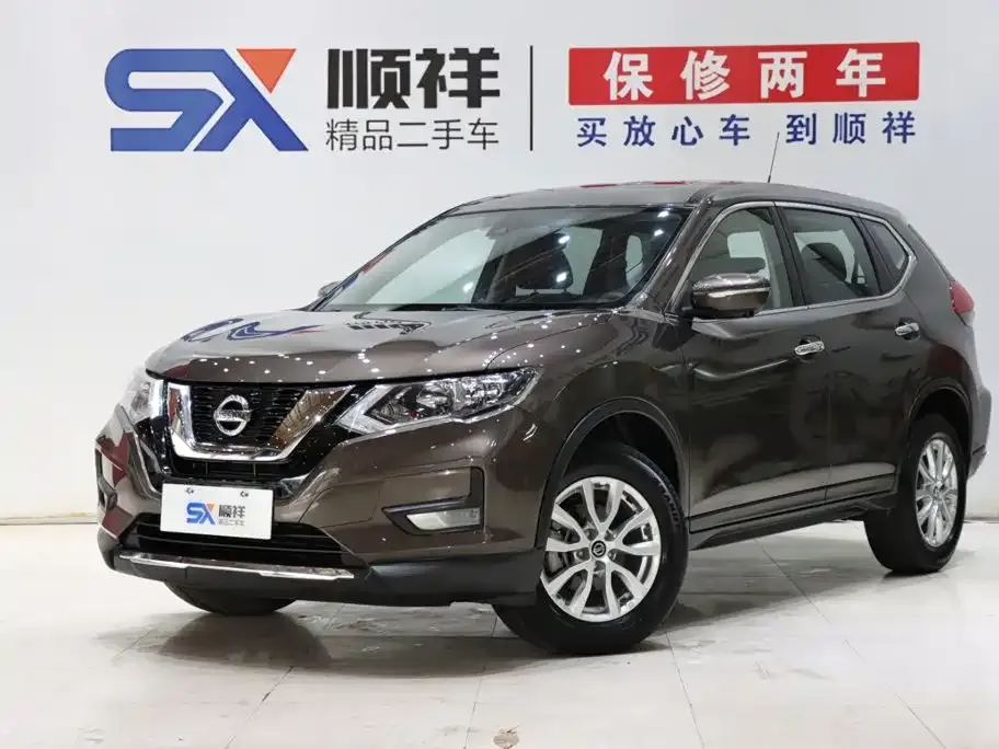 Nissan X-Trail — фото 1