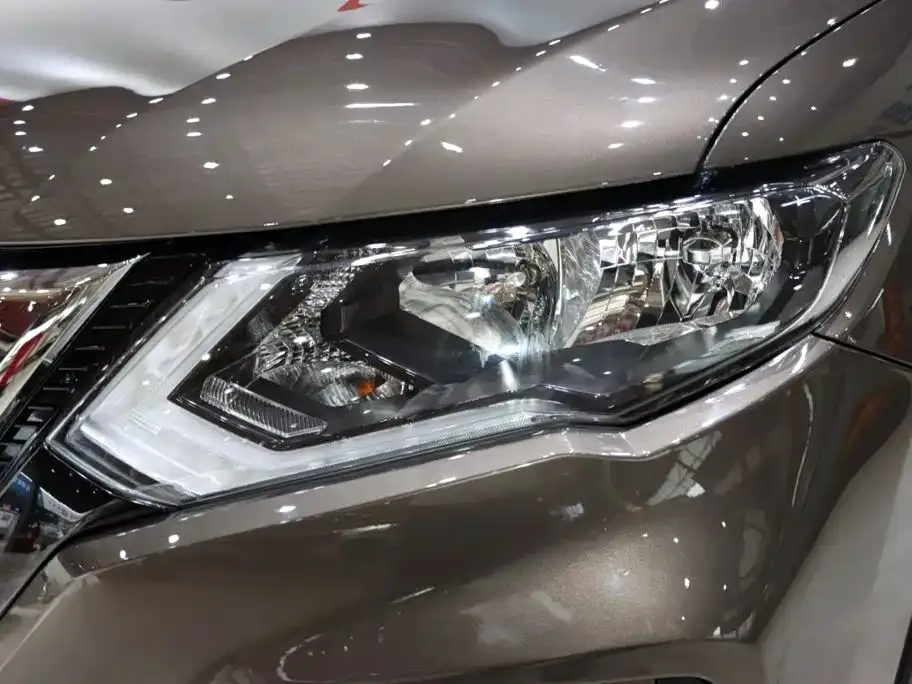 Nissan X-Trail — фото 4
