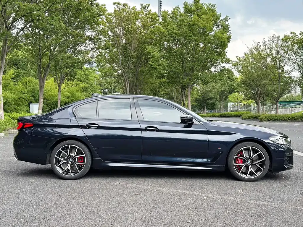 BMW 5 Series (Import) — фото 9