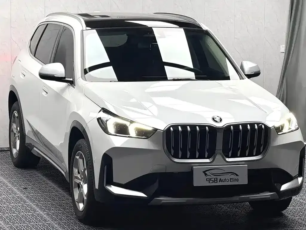 BMW X1 — фото 7