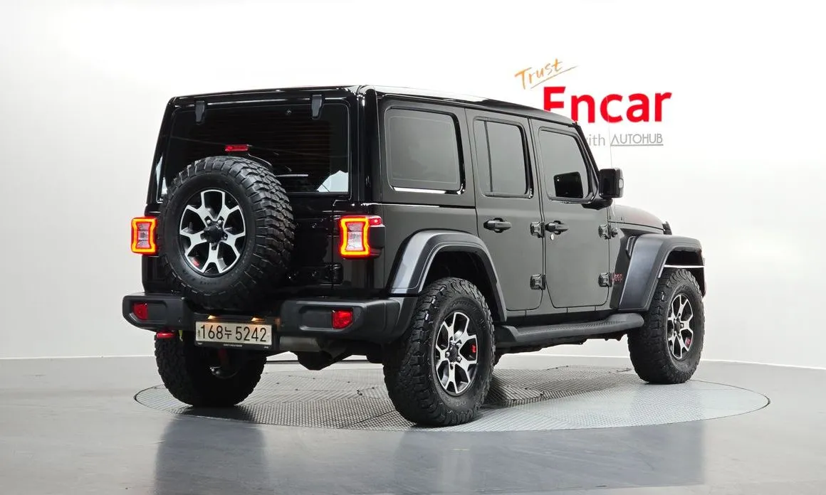 Jeep Wrangler — фото 5