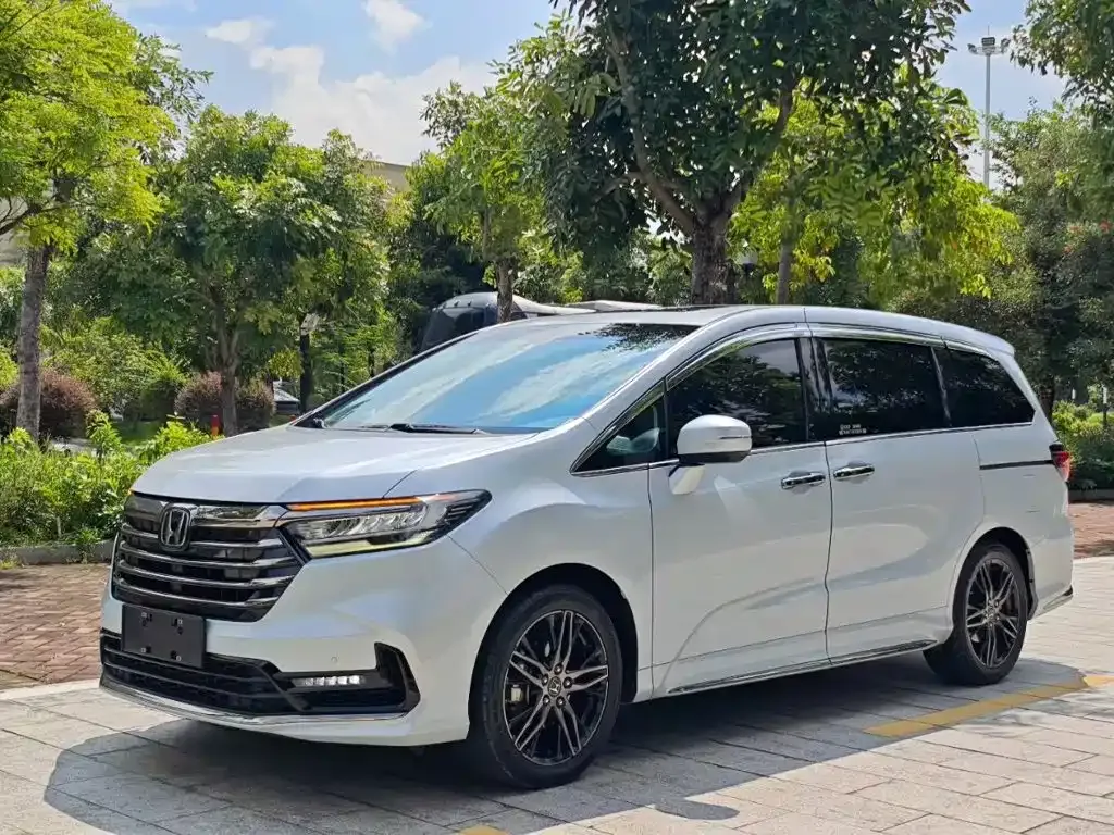 Honda Odyssey — фото 2